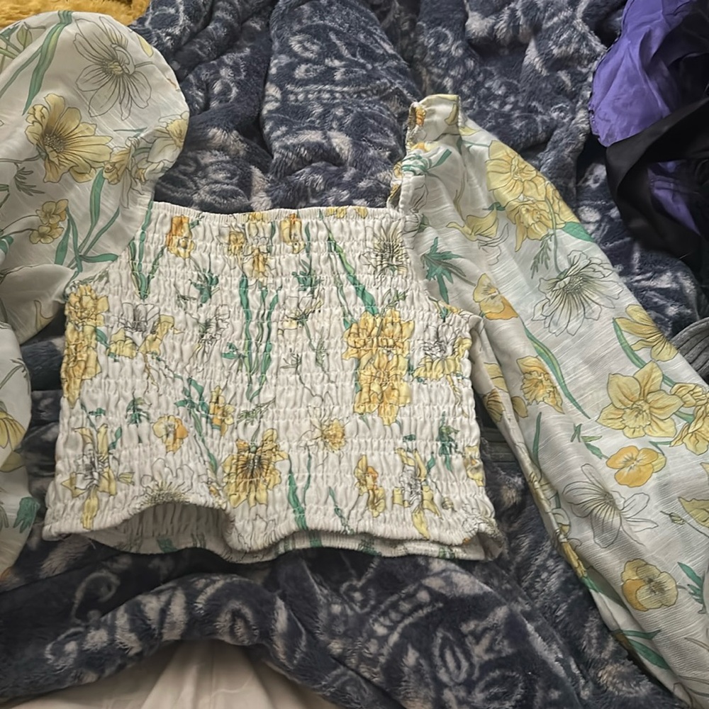 Medium size floral print puff sleeve sleeve sure from dress up